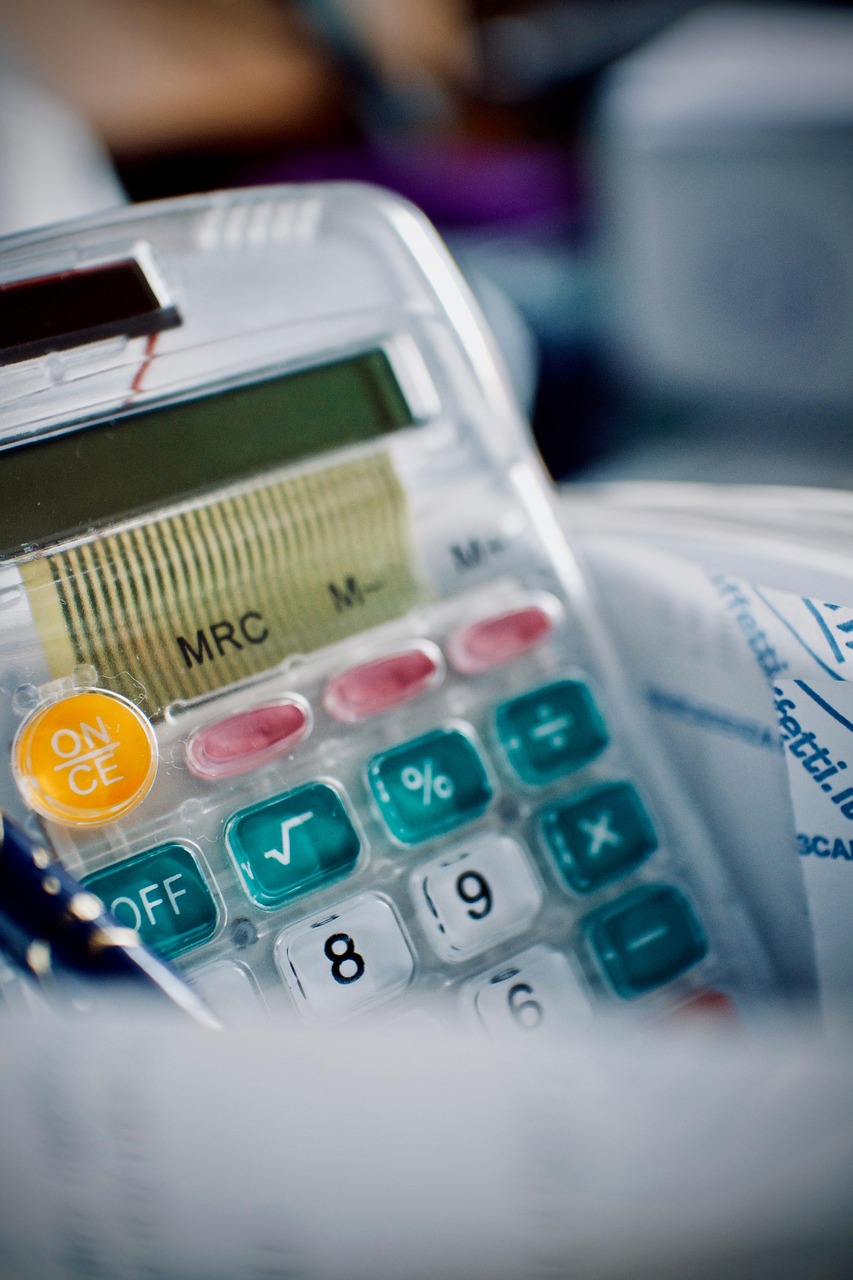 留学費用の平均を計算するために知っておくべきポイントは？