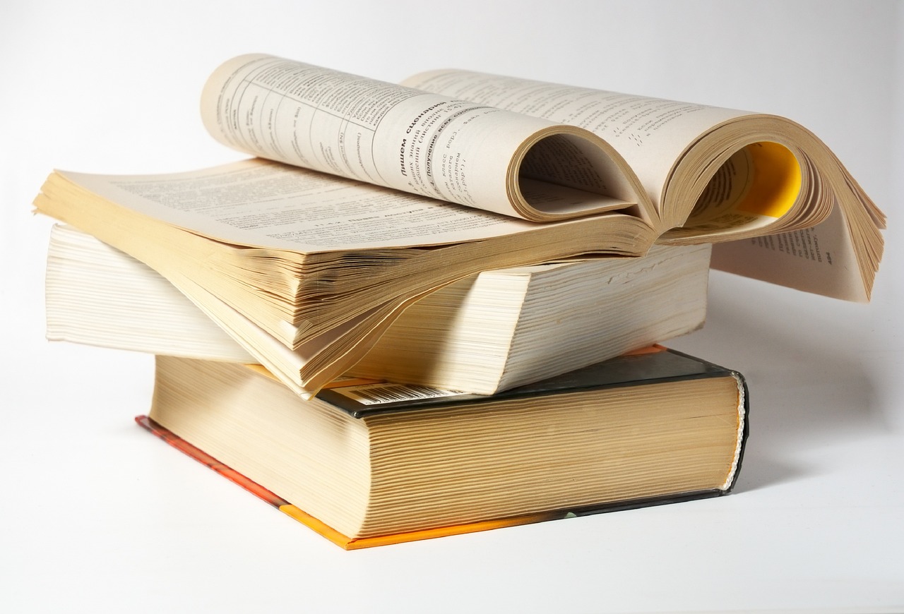 留学費用を教育ローンで比較する際のポイントは？